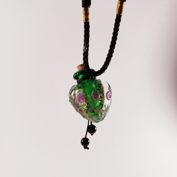 Pendant - Picture 4 of 7